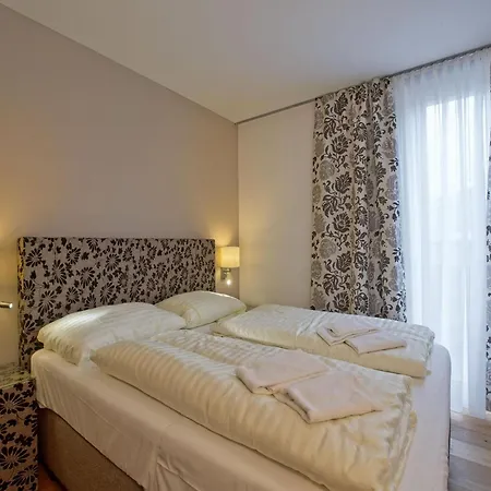 Luxury With Balcony And Access To Sauna