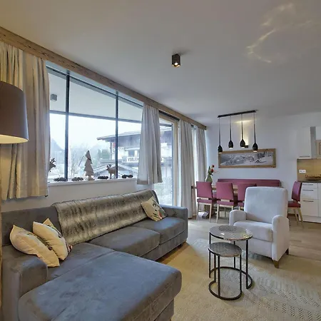 Apartment Luxury With Balcony And Access To Sauna *