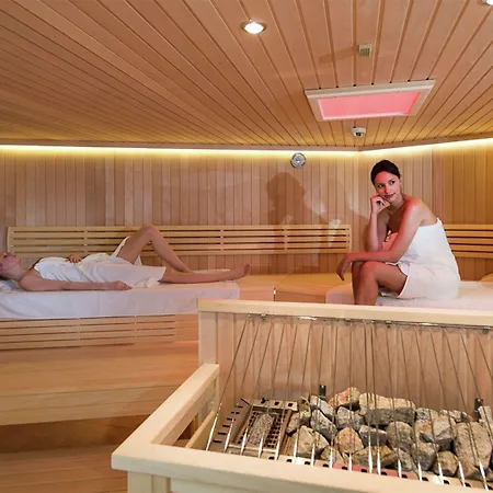 Luxury With Balcony And Access To Sauna Lejlighed *